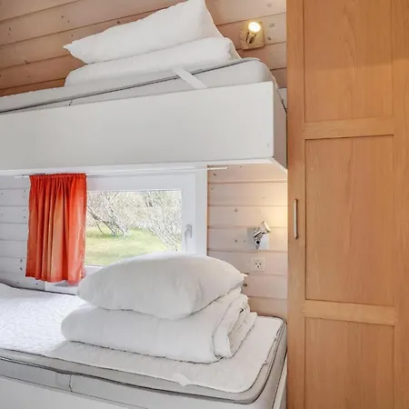 Stunning In With Kitchen Holiday home *